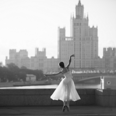 Ballerina Costume, Hand Position 011